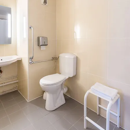 Hotel Valenciennes Marly 2*