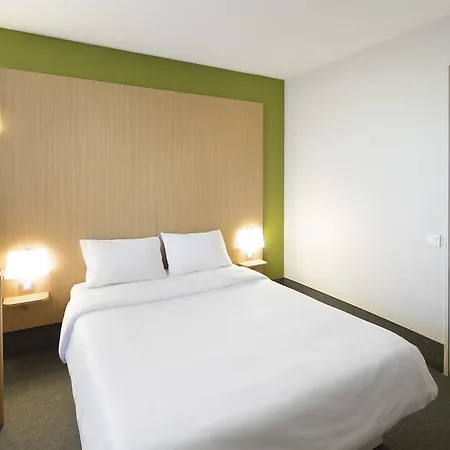 Отель B&B Hotel Valenciennes Marly