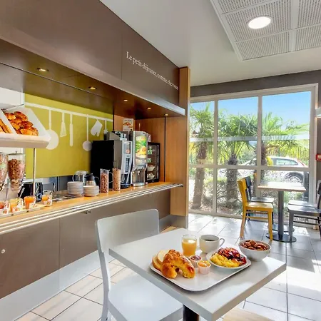 Hotel Valenciennes Marly