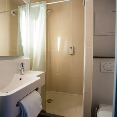 Hotel Valenciennes Marly