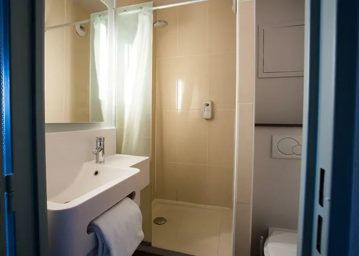 Hotel Valenciennes Marly